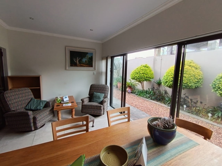 To Let 2 Bedroom Property for Rent in Dana Bay Western Cape